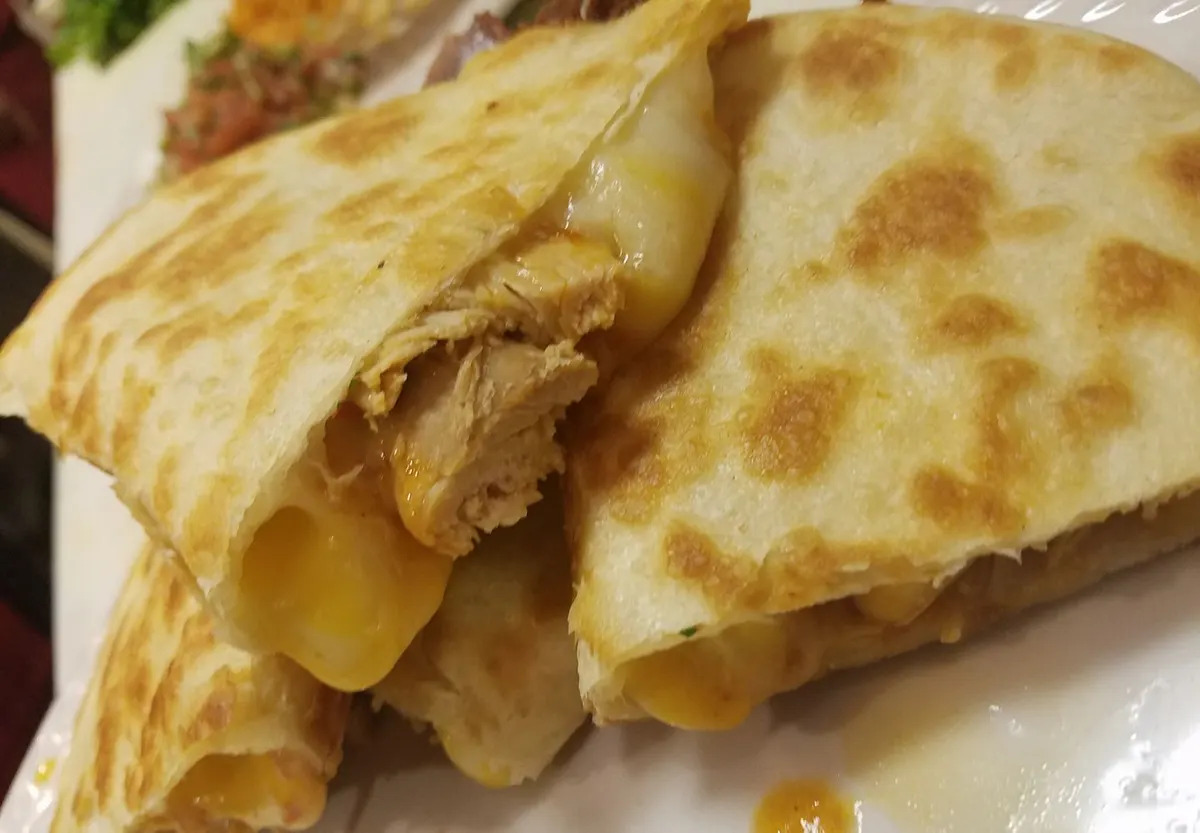 Lunch Chicken Quesadilla