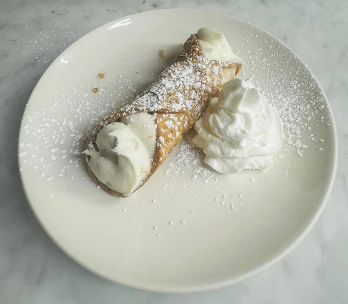Plain Cannoli