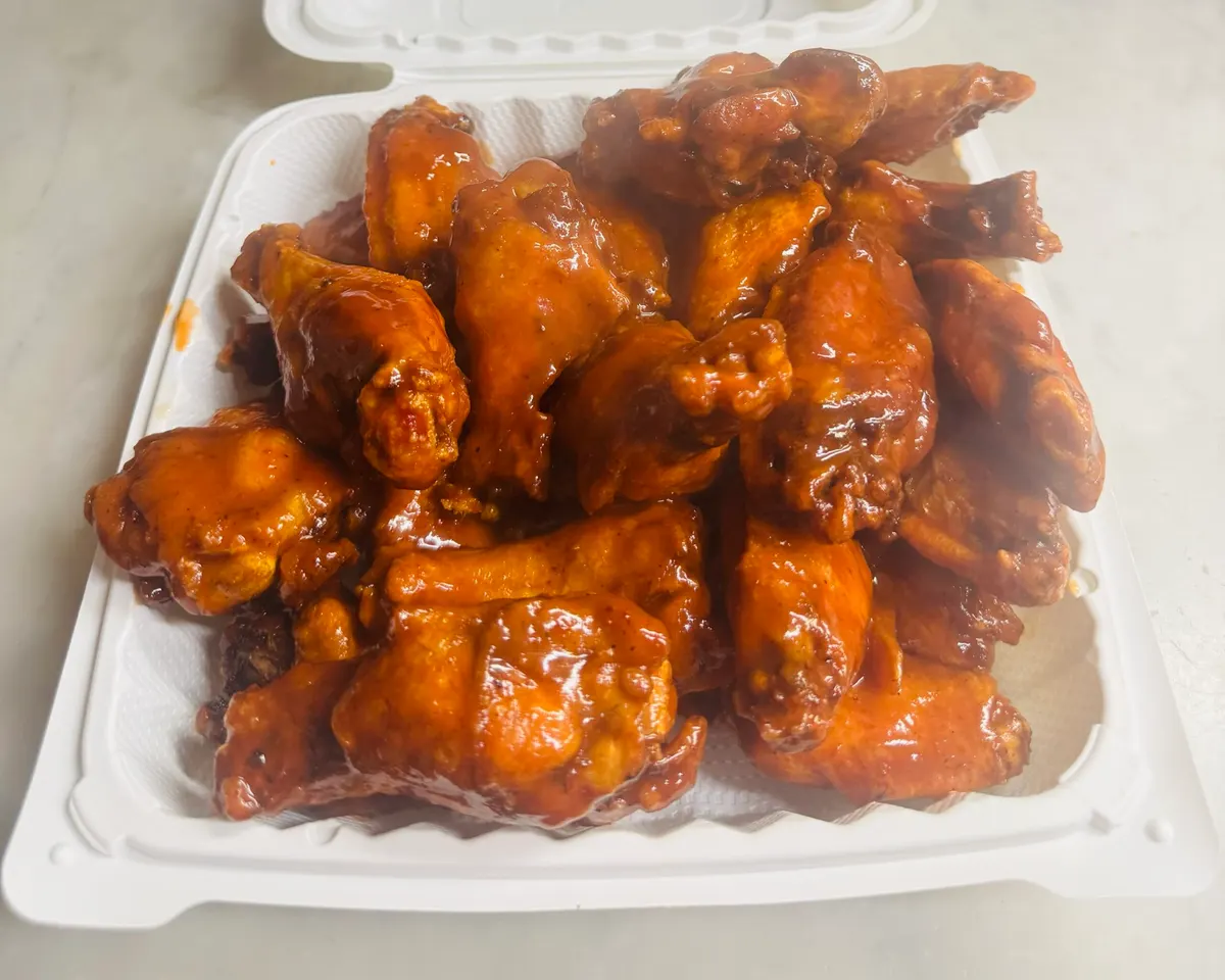 Jumbo Buffalo Wings 24