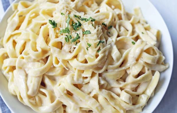 Fettuccini Alfredo