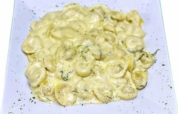 Baked Tortellini Alfredo
