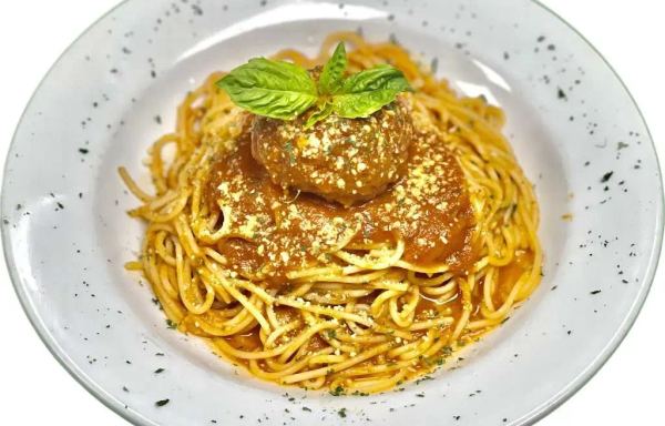 Kids Spaghetti W Meatballs