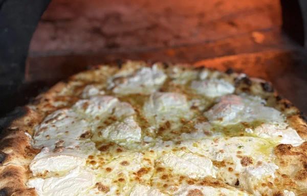 Pizza Bianca White Pizza