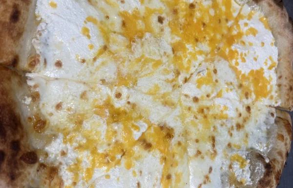 4 Cheese Pizza