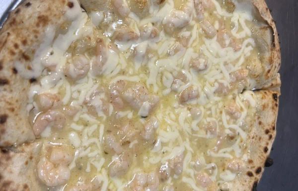 Shrimp Scampy Pizza
