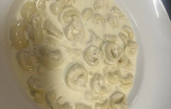 Cheese Tortellini Alfredo