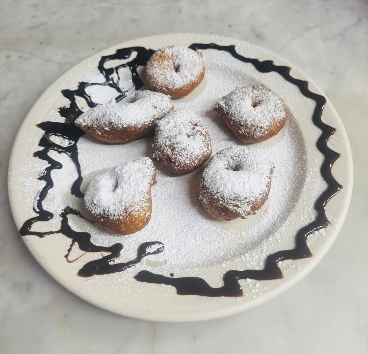 Zeppolis 6
