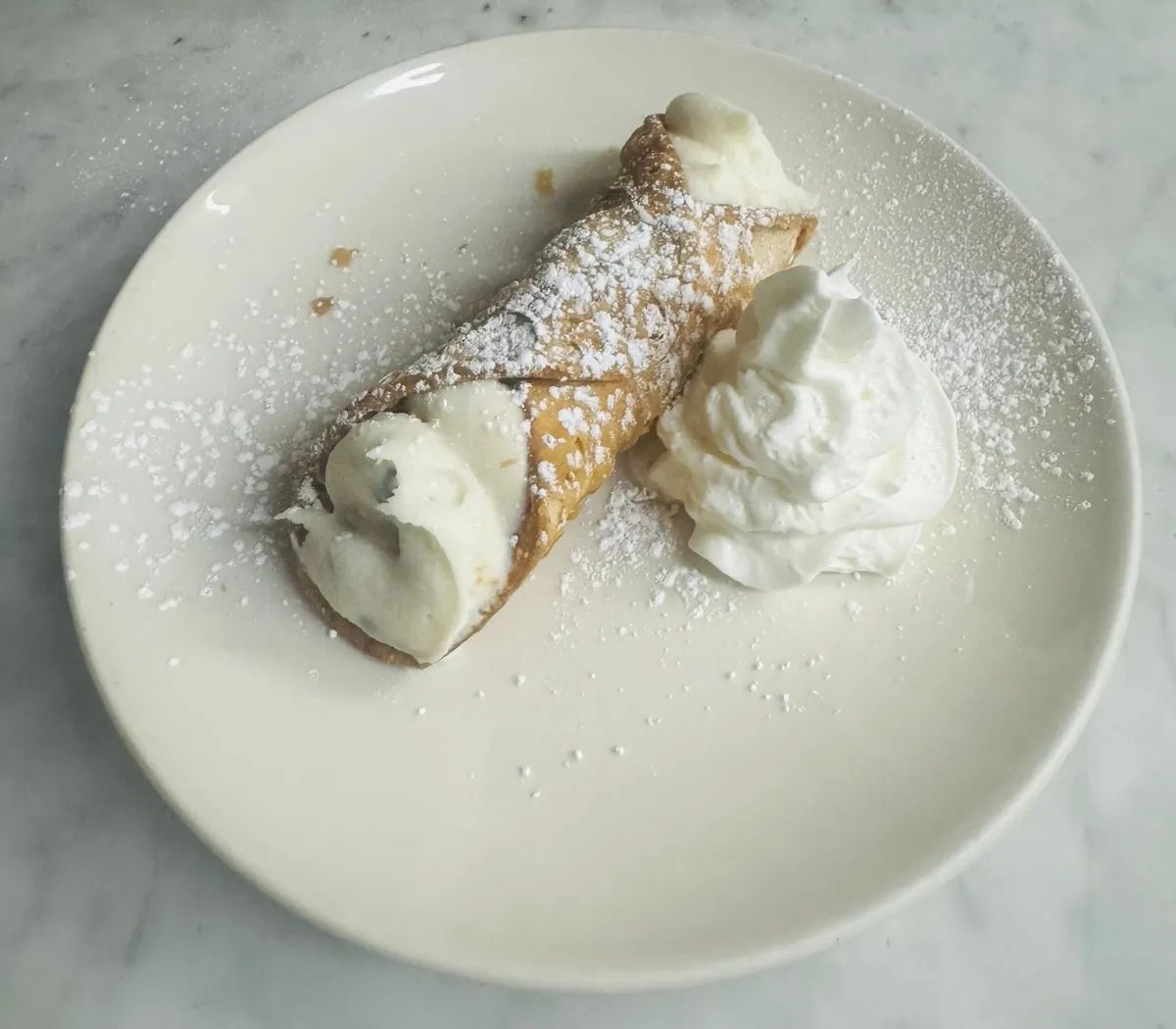 Plain Cannoli