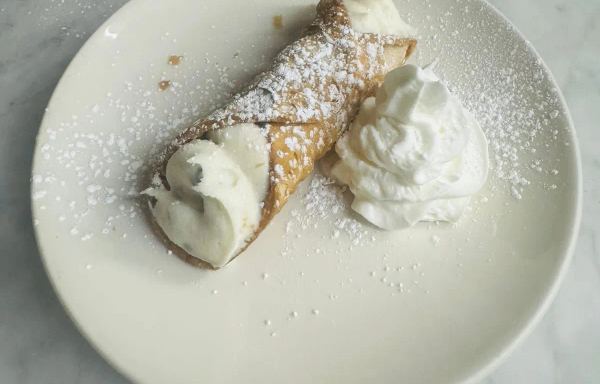 Plain Cannoli