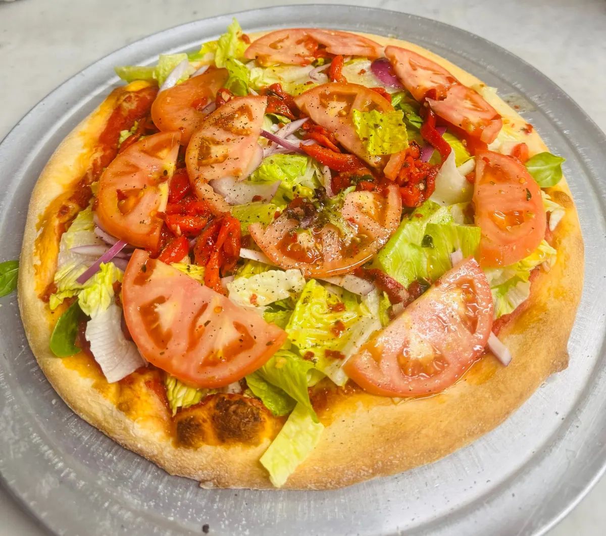 Salad Pizza Medium