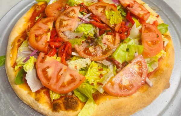 Salad Pizza Medium
