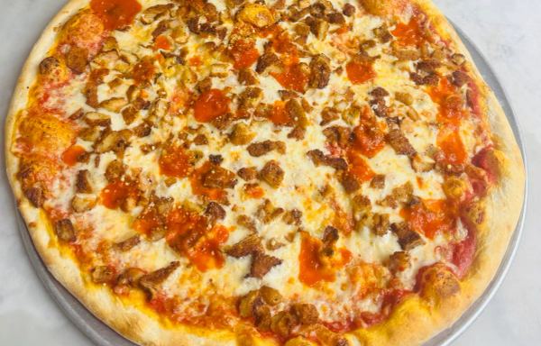 Chicken Parmigiana Pizza Personal