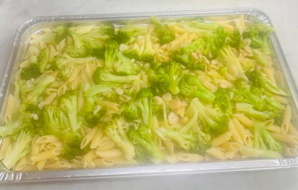 Penne W Broccoli Garlic & Oil