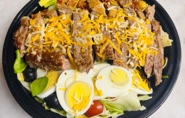Cowbow Ribeye Steak Salad