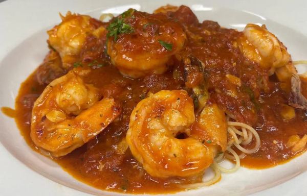 Shrimp Marinara W Linguine