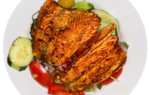 Grilled Salmon Salad