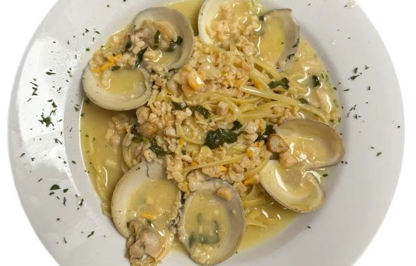 Linguine W White Clam Sauce