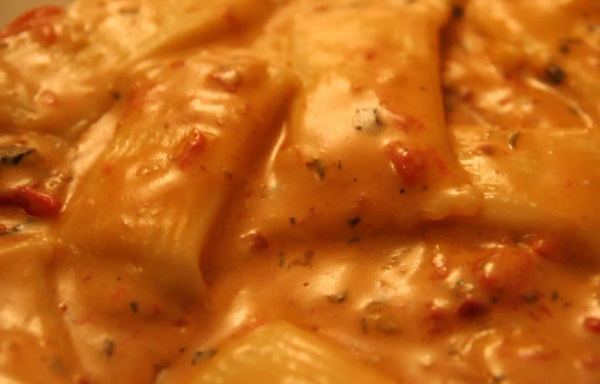 Stuffed Rigatoni W Vodka Sauce
